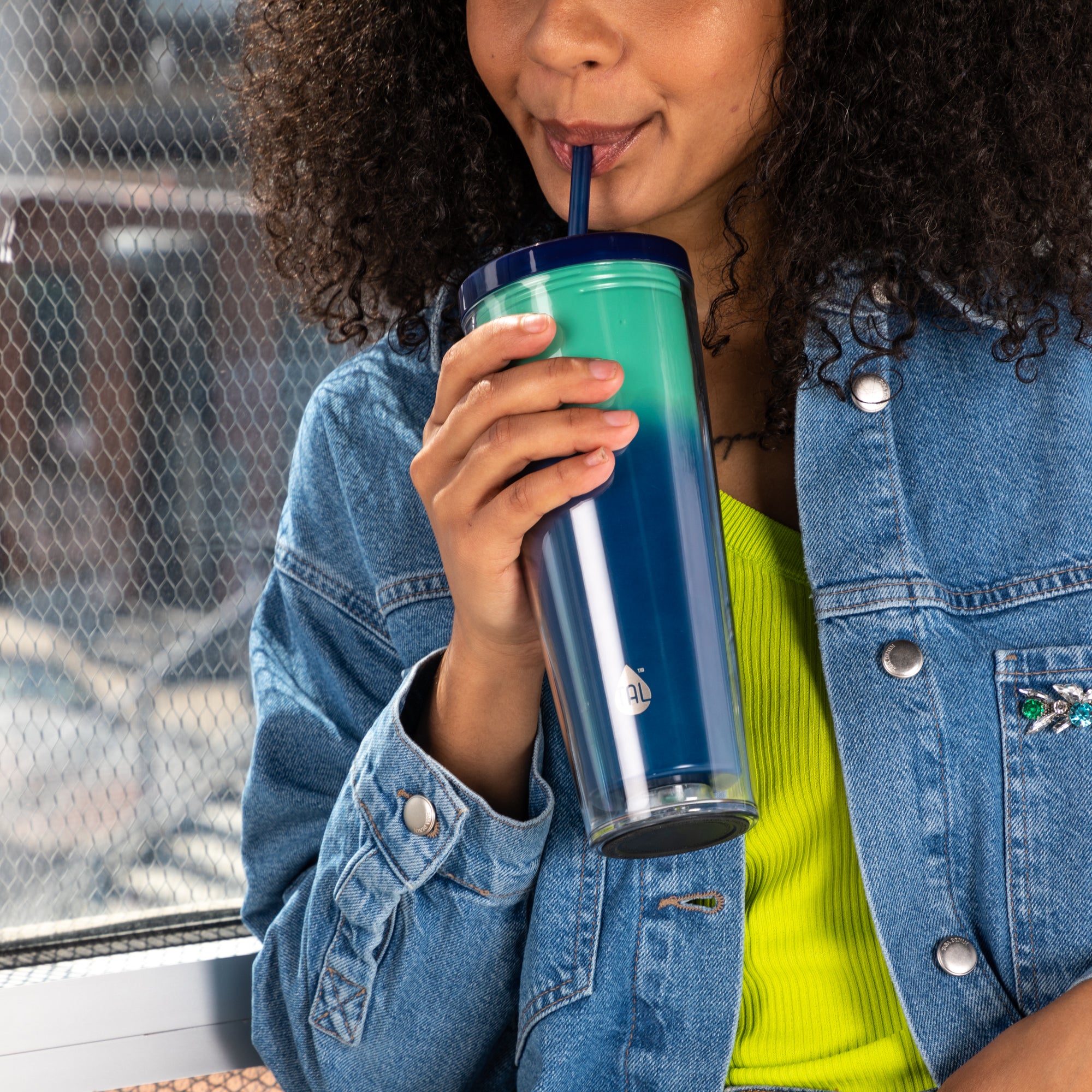 24 oz Color-Changing Axel Tumbler blue (pack of 4) – TAL™ Hydration